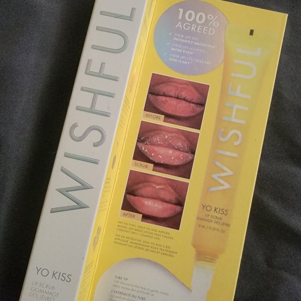Wishful Yo Kiss Lip Scrib NIB New